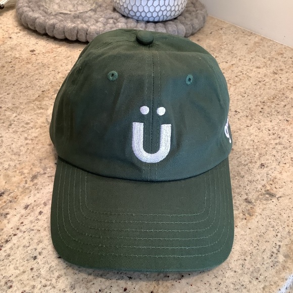 Grüns Gummies Green Baseball Cap Hat New - Picture 1 of 7